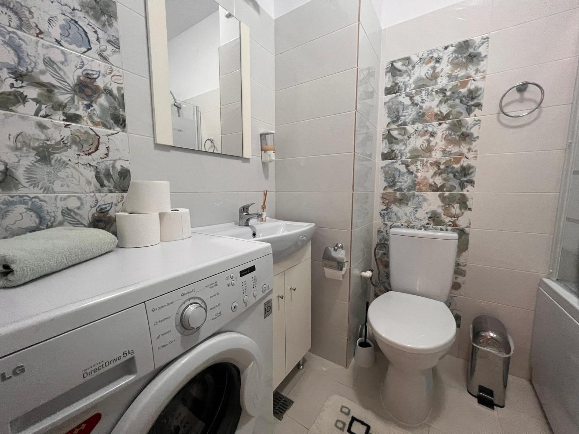 Cozy Apartment - Palas Iasi Værelse billede