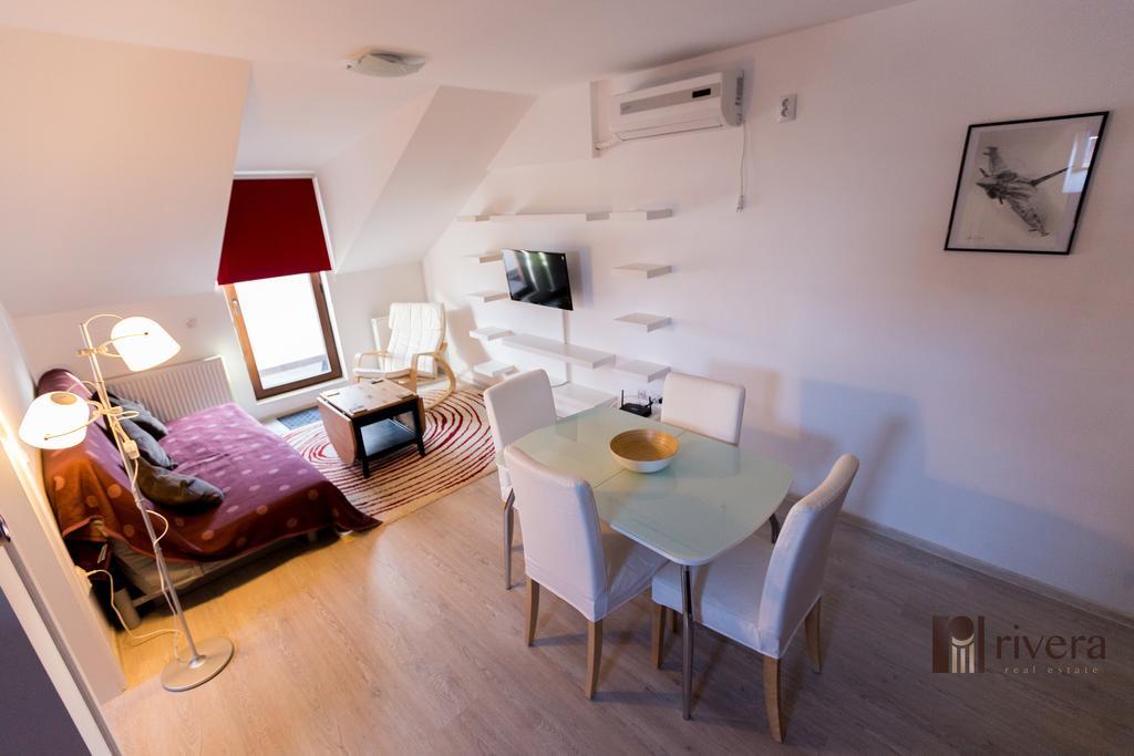 Cozy Apartment - Palas Iasi Eksteriør billede